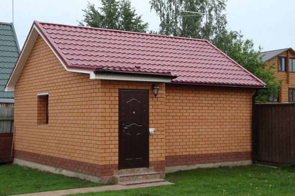 хозяйственные постройки из кирпича
